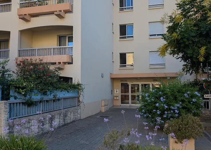 Joli Neuf St Mandrier Sur شقة